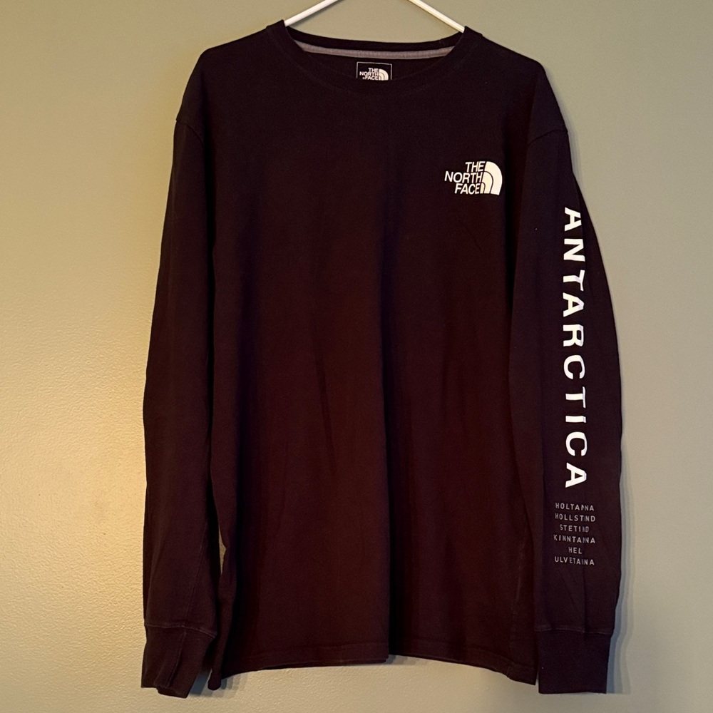 The North Face Men's Black Long Sleeve Tee